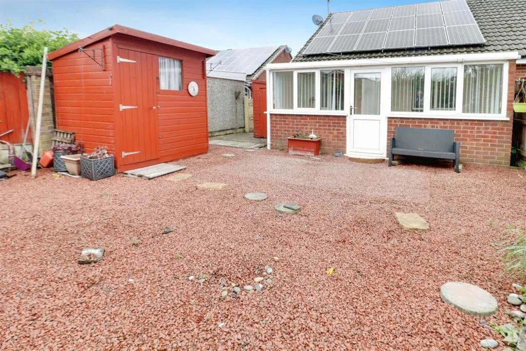 2 bed Bungalow
