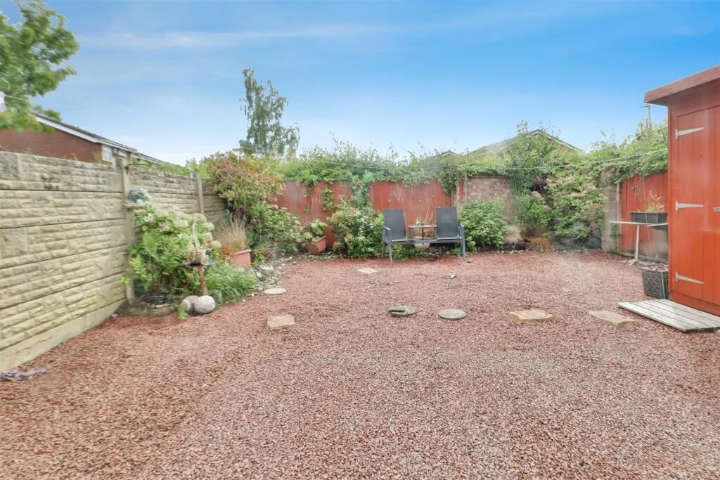 2 bed Bungalow