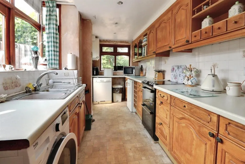 3 bed Semi-Detached