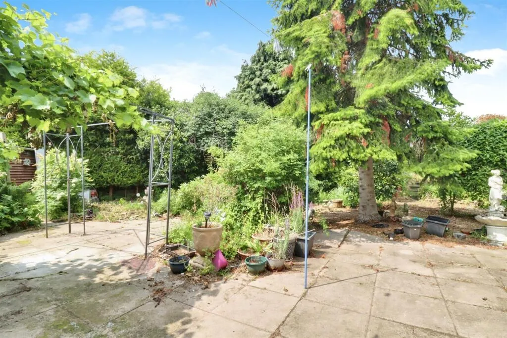 3 bed Semi-Detached