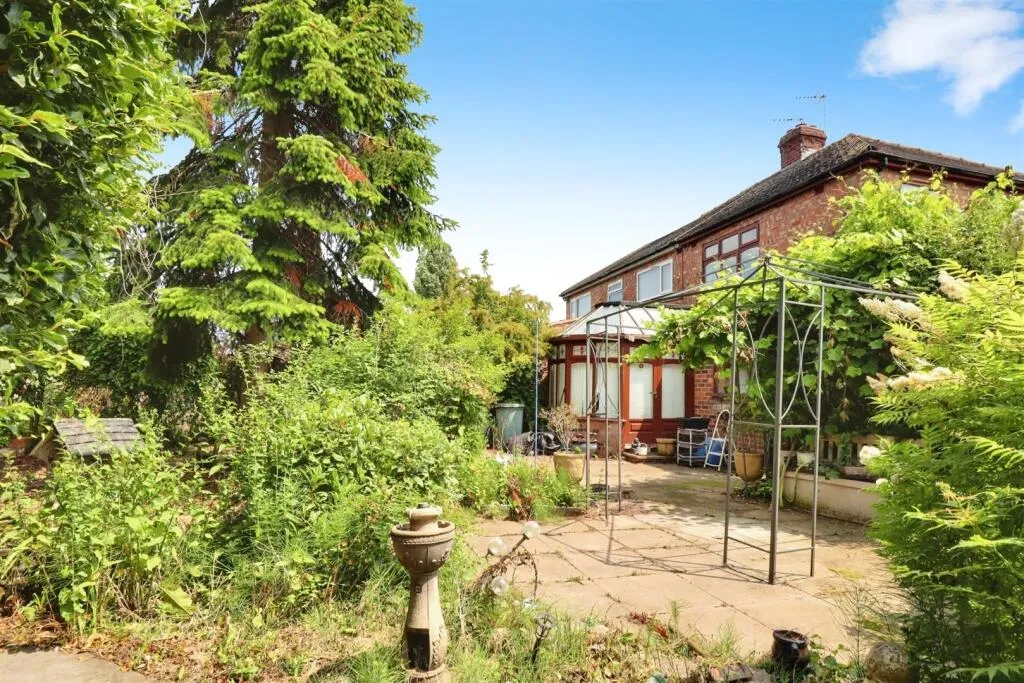 3 bed Semi-Detached