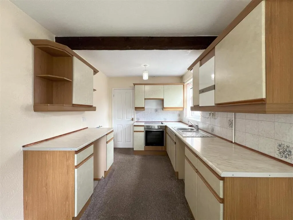 2 bed Semi-Detached Bungalow