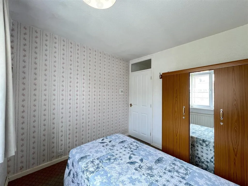 2 bed Semi-Detached Bungalow