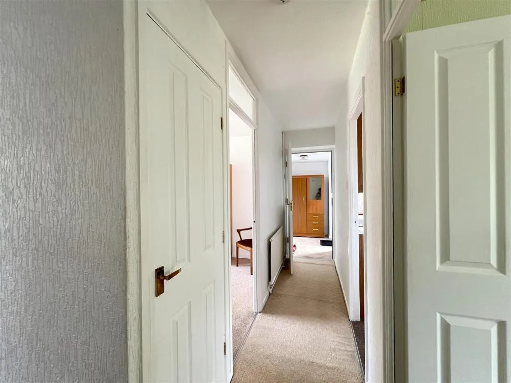 2 bed Semi-Detached Bungalow