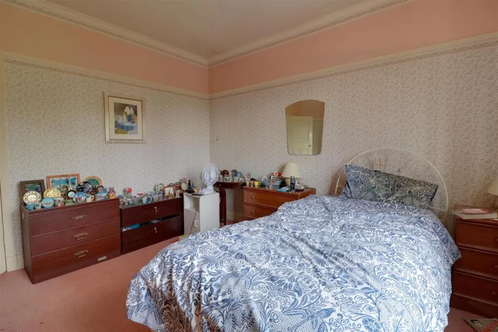 3 bed Detached