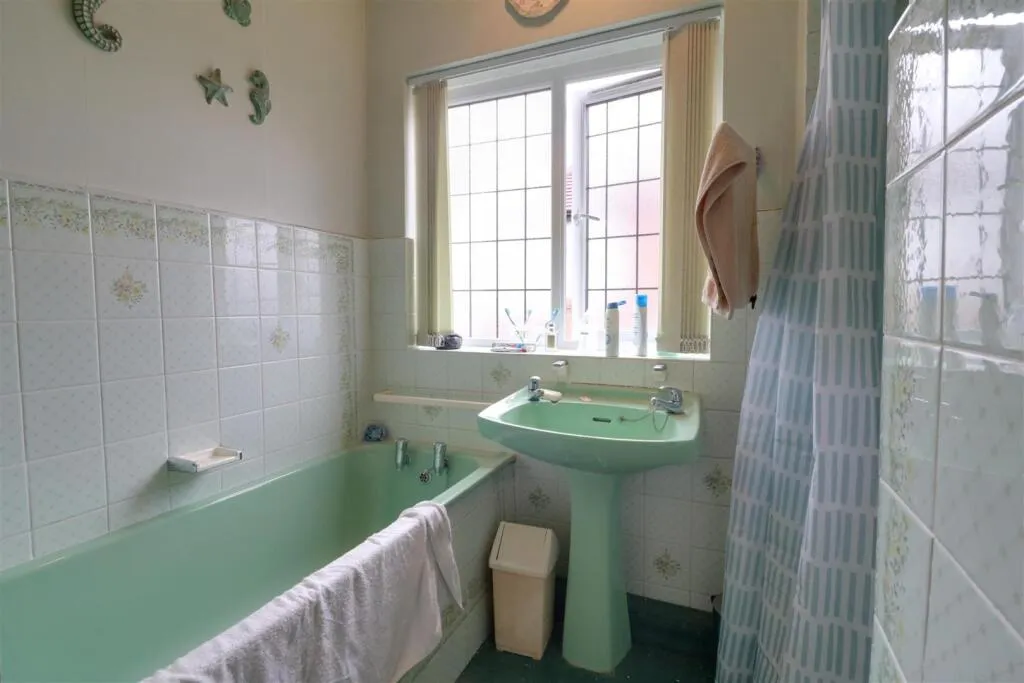 3 bed Detached