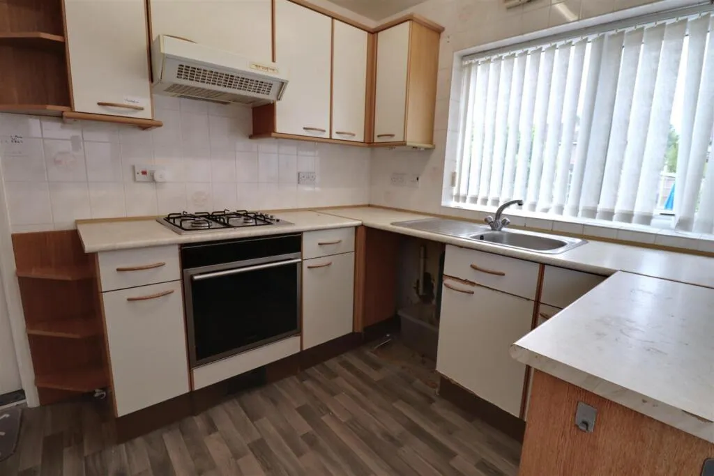 3 bed Semi-Detached