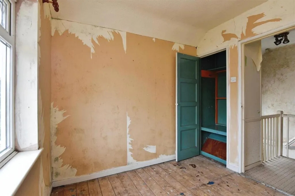 3 bed Semi-Detached
