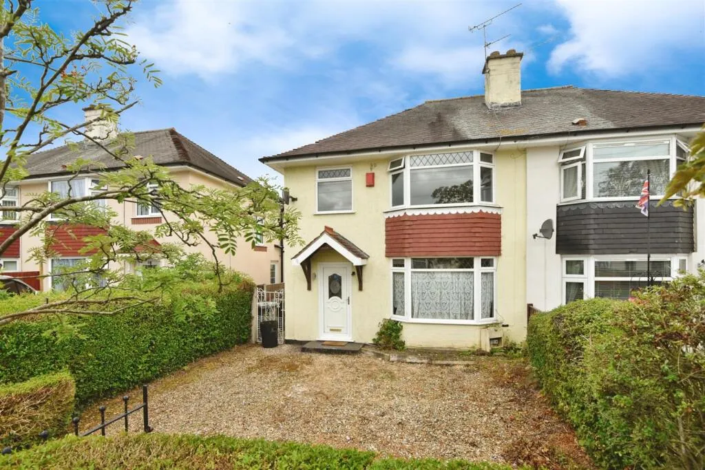 3 bed Semi-Detached