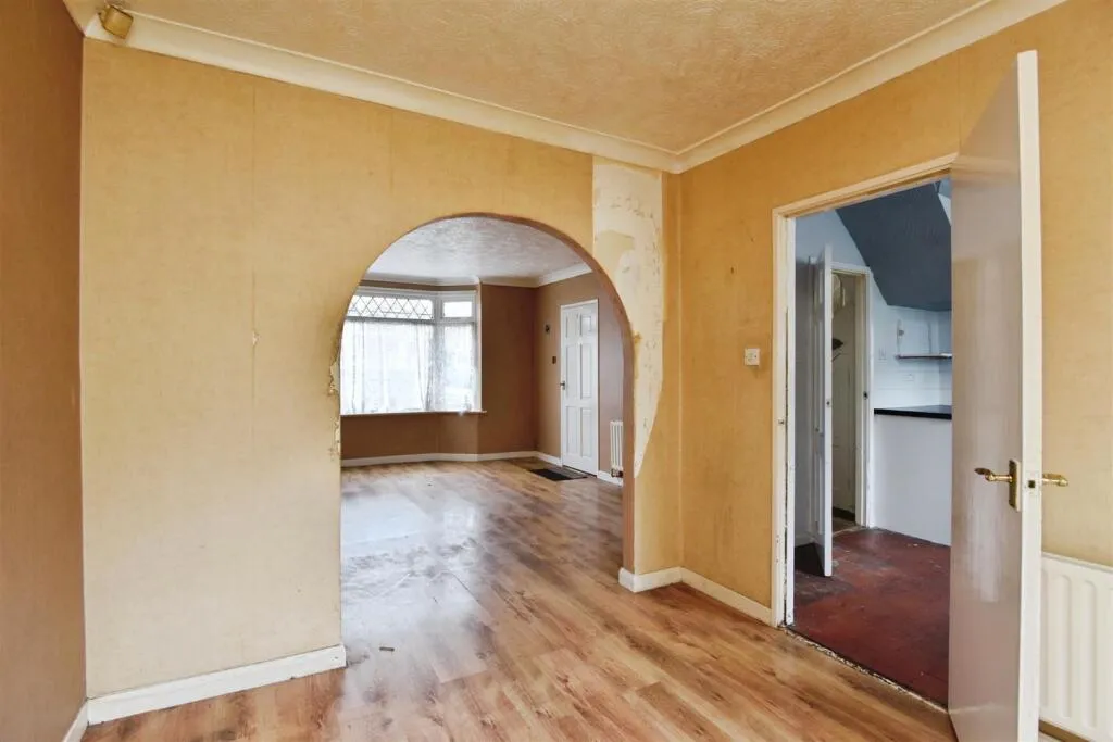 3 bed Semi-Detached