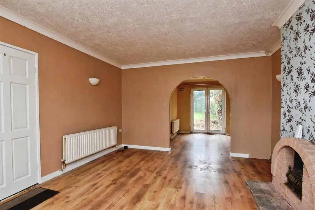 3 bed Semi-Detached