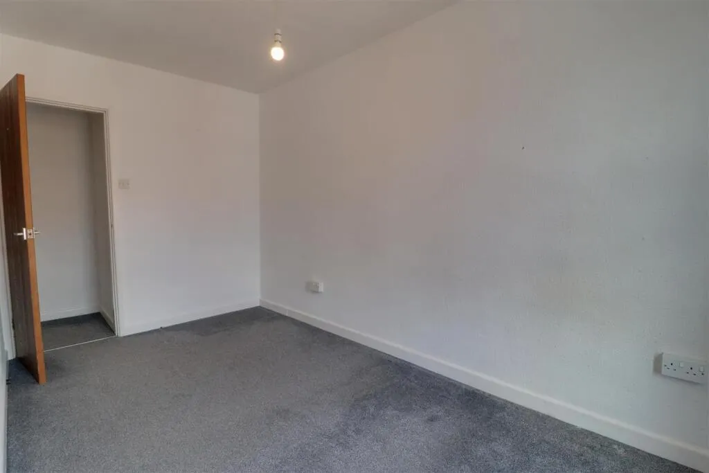 2 bed Terraced
