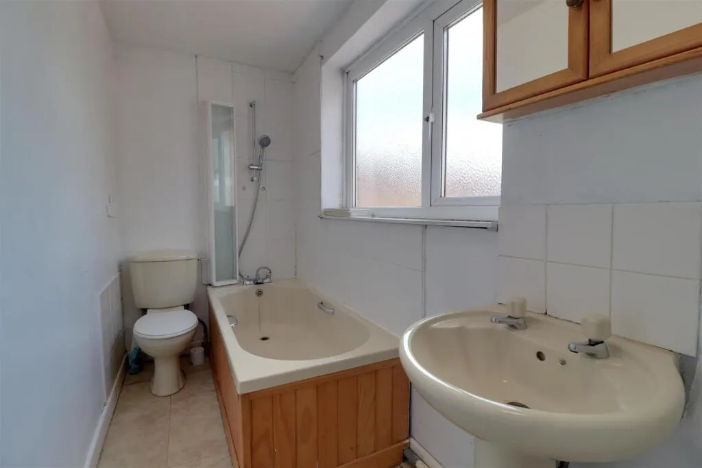 2 bed Terraced