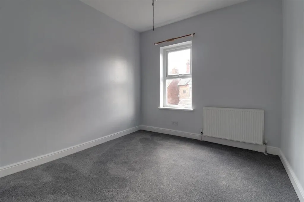 4 bed Terraced