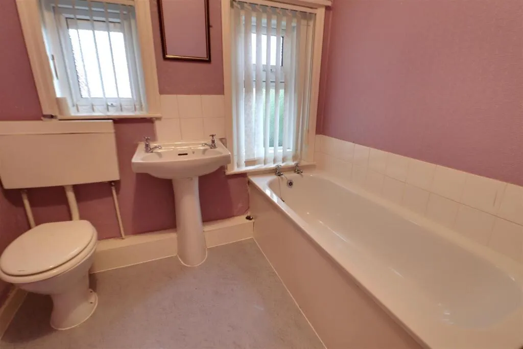 3 bed Mews