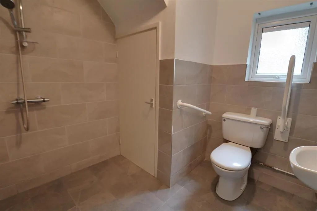 3 bed Mews