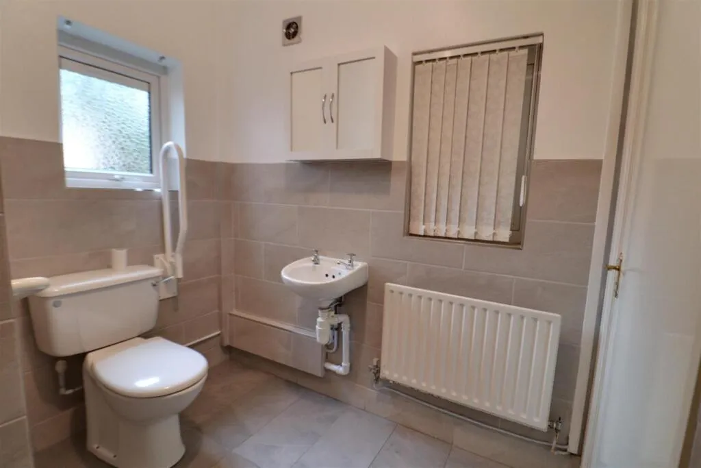 3 bed Mews