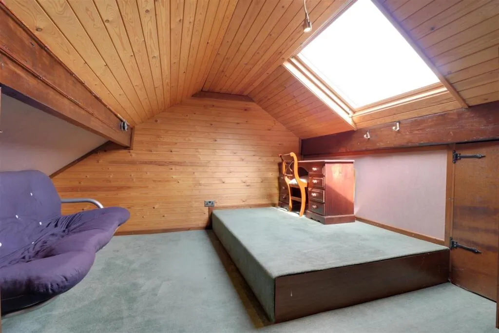 3 bed Terraced