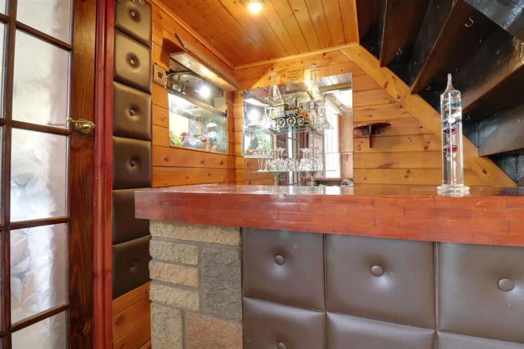 3 bed Terraced