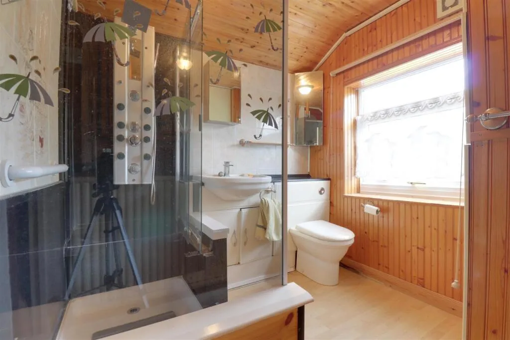 3 bed Terraced