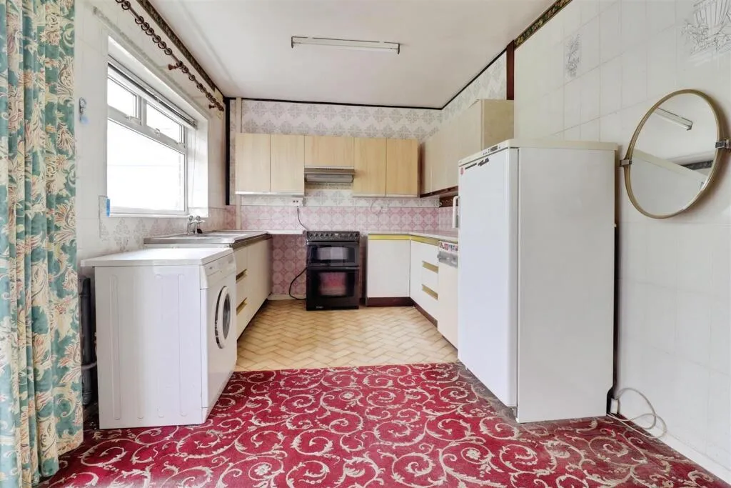 3 bed Semi-Detached