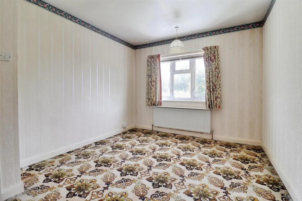 3 bed Semi-Detached