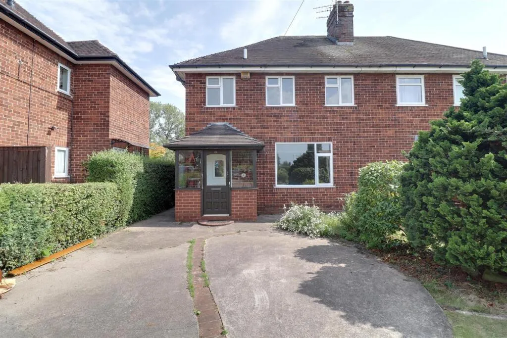 3 bed Semi-Detached