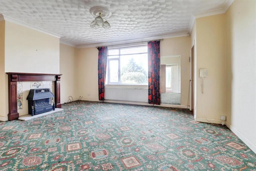 3 bed Semi-Detached