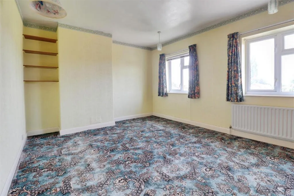 3 bed Semi-Detached