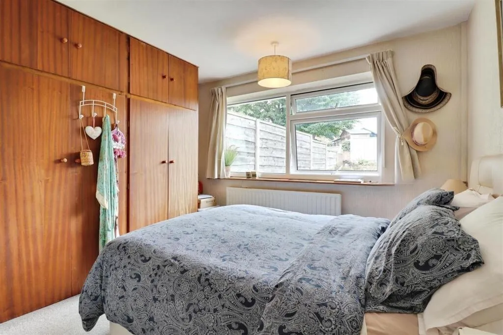2 bed Semi-Detached Bungalow