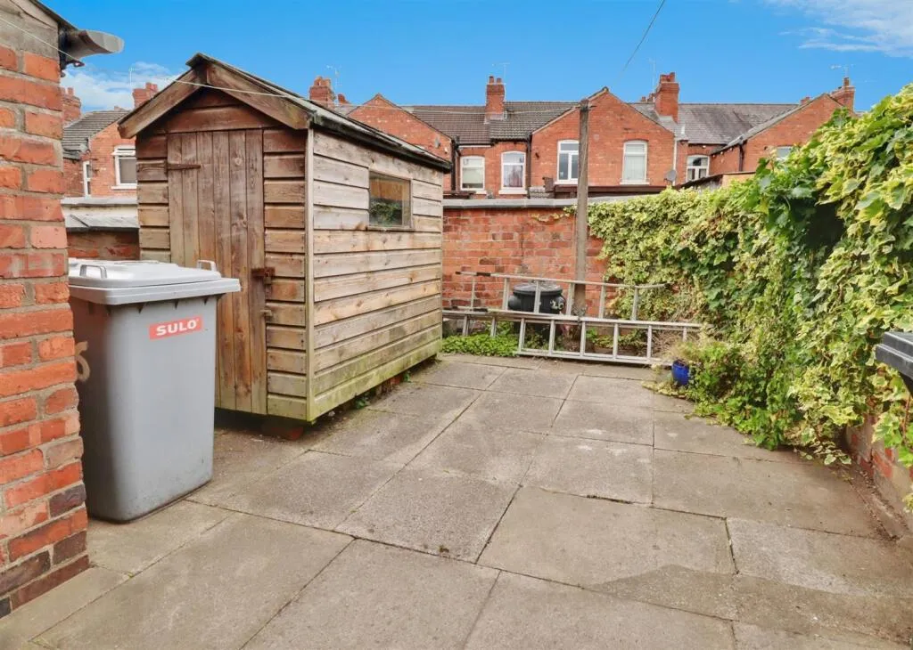 2 bed Semi-Detached