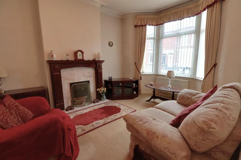 2 bed Semi-Detached