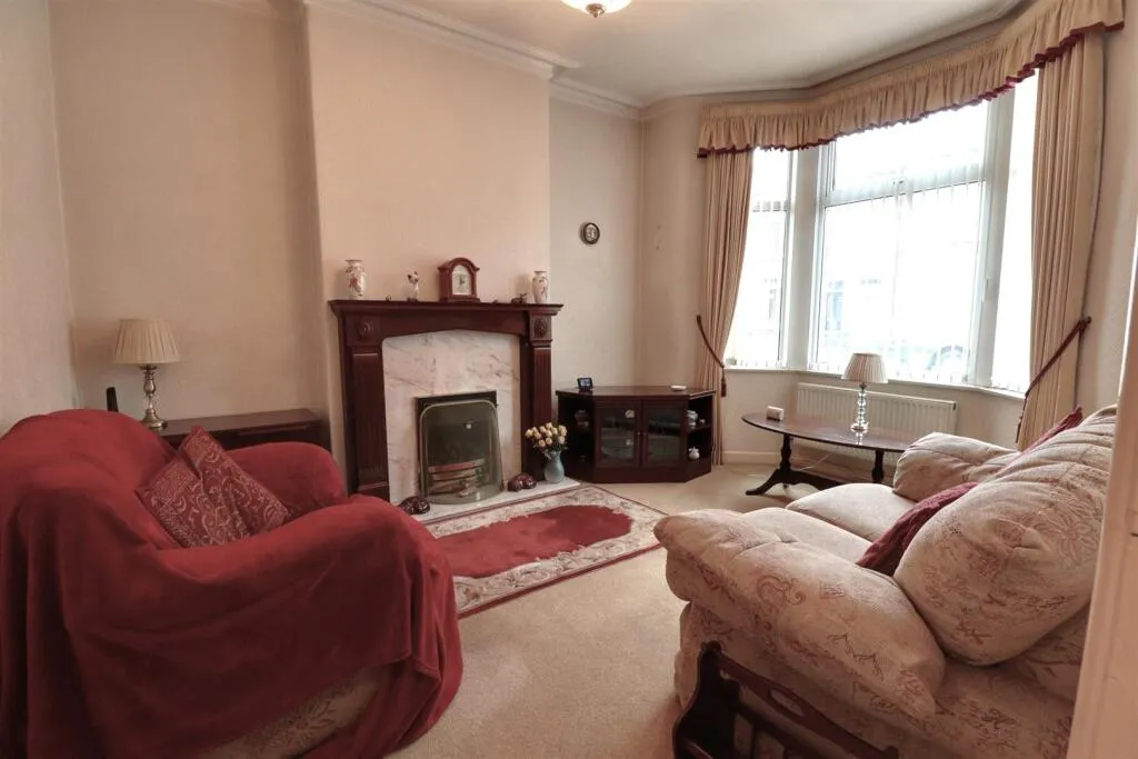 2 bed Semi-Detached
