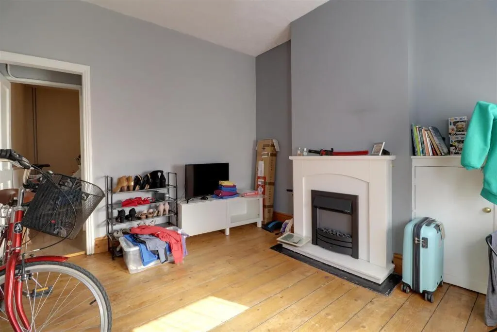2 bed Terraced