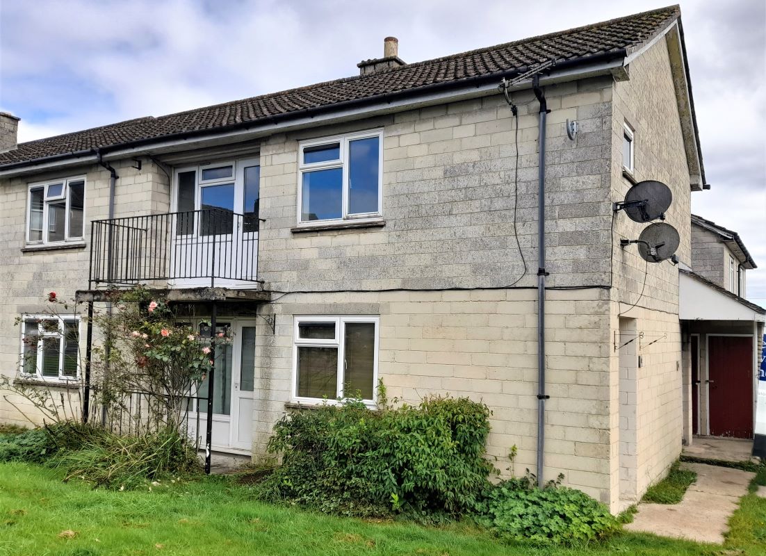 2 bedroom property for sale