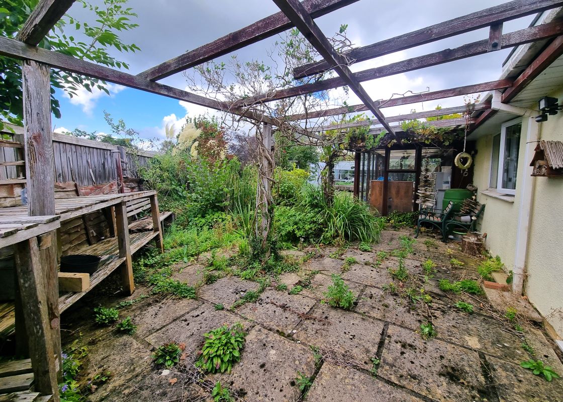 4 bedroom property for sale