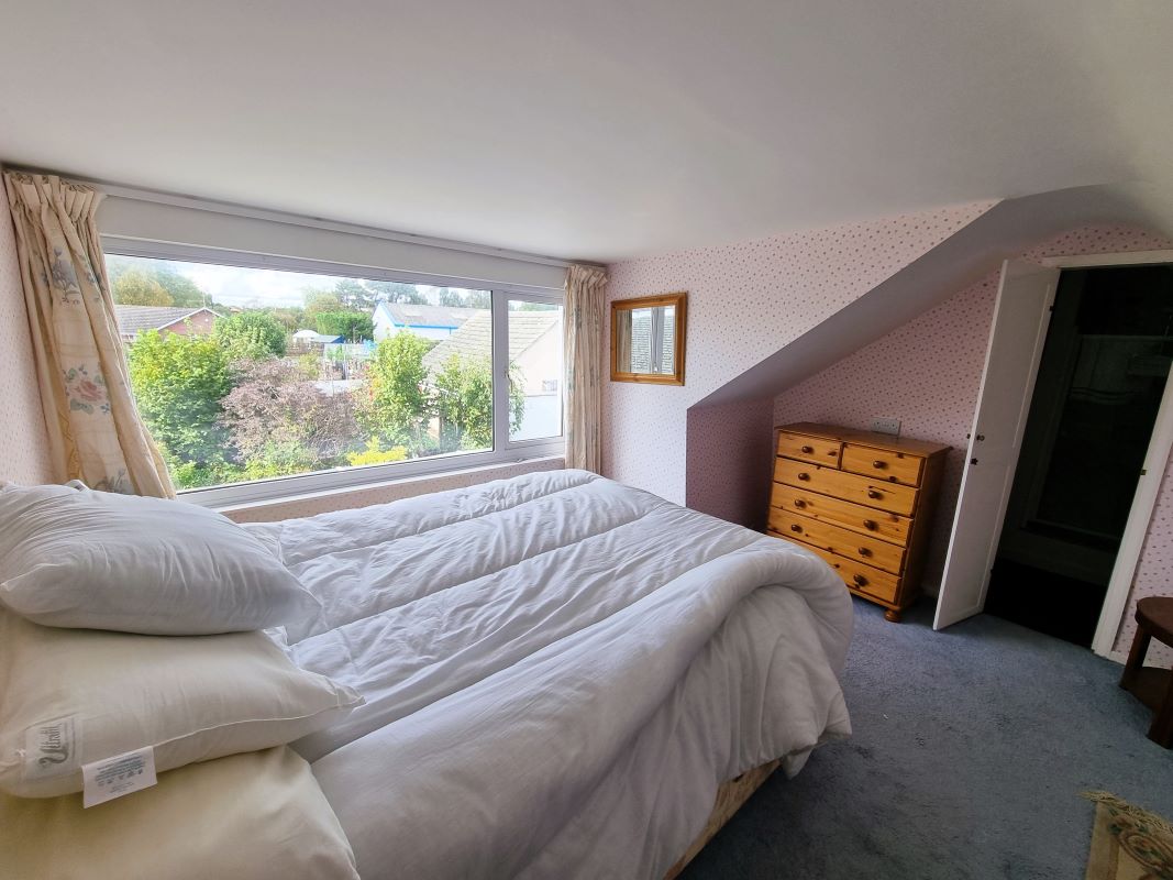 4 bedroom property for sale