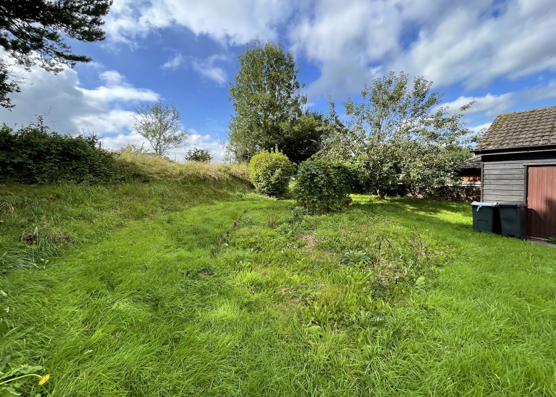 2 bedroom property for sale