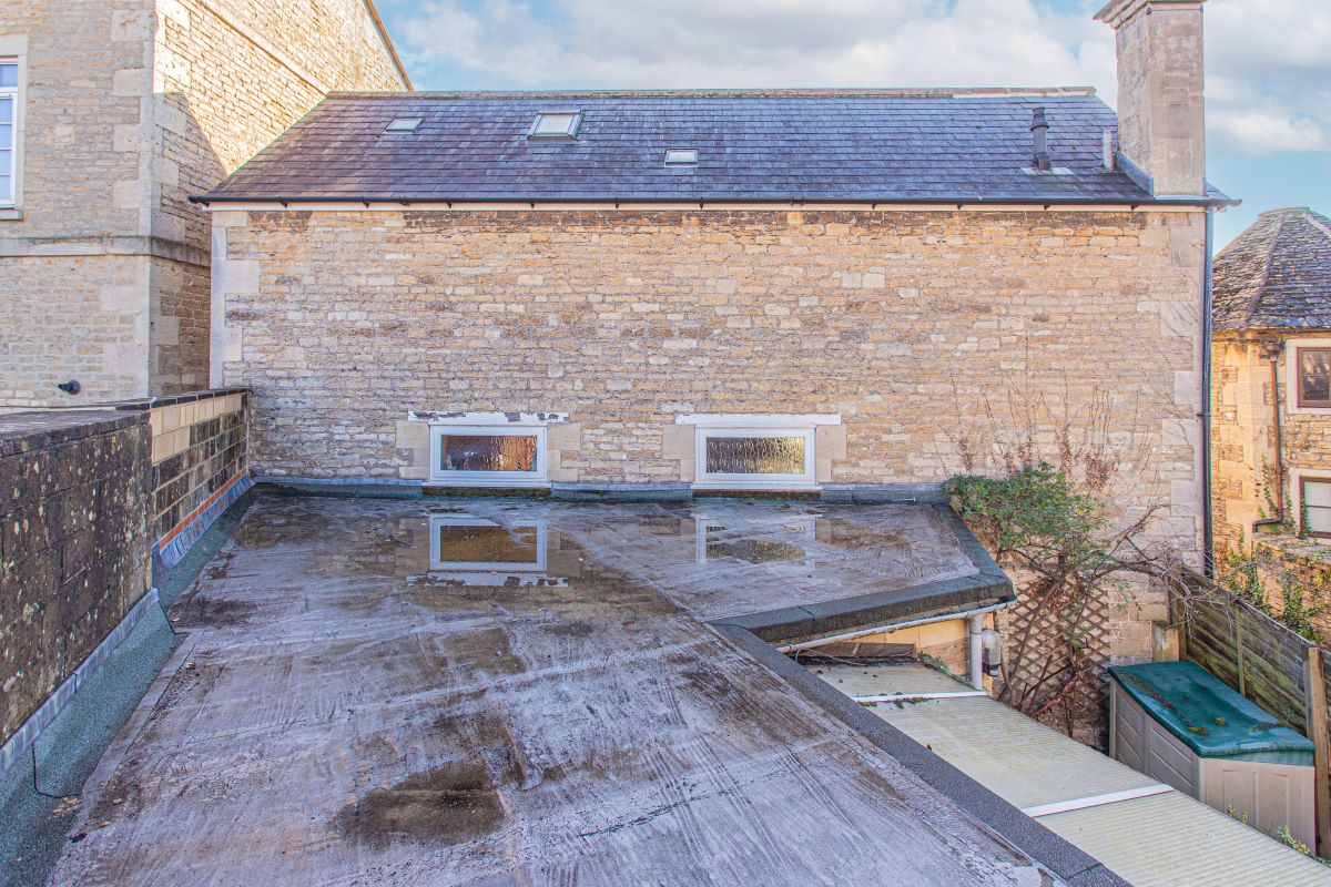 2 bedroom property for sale