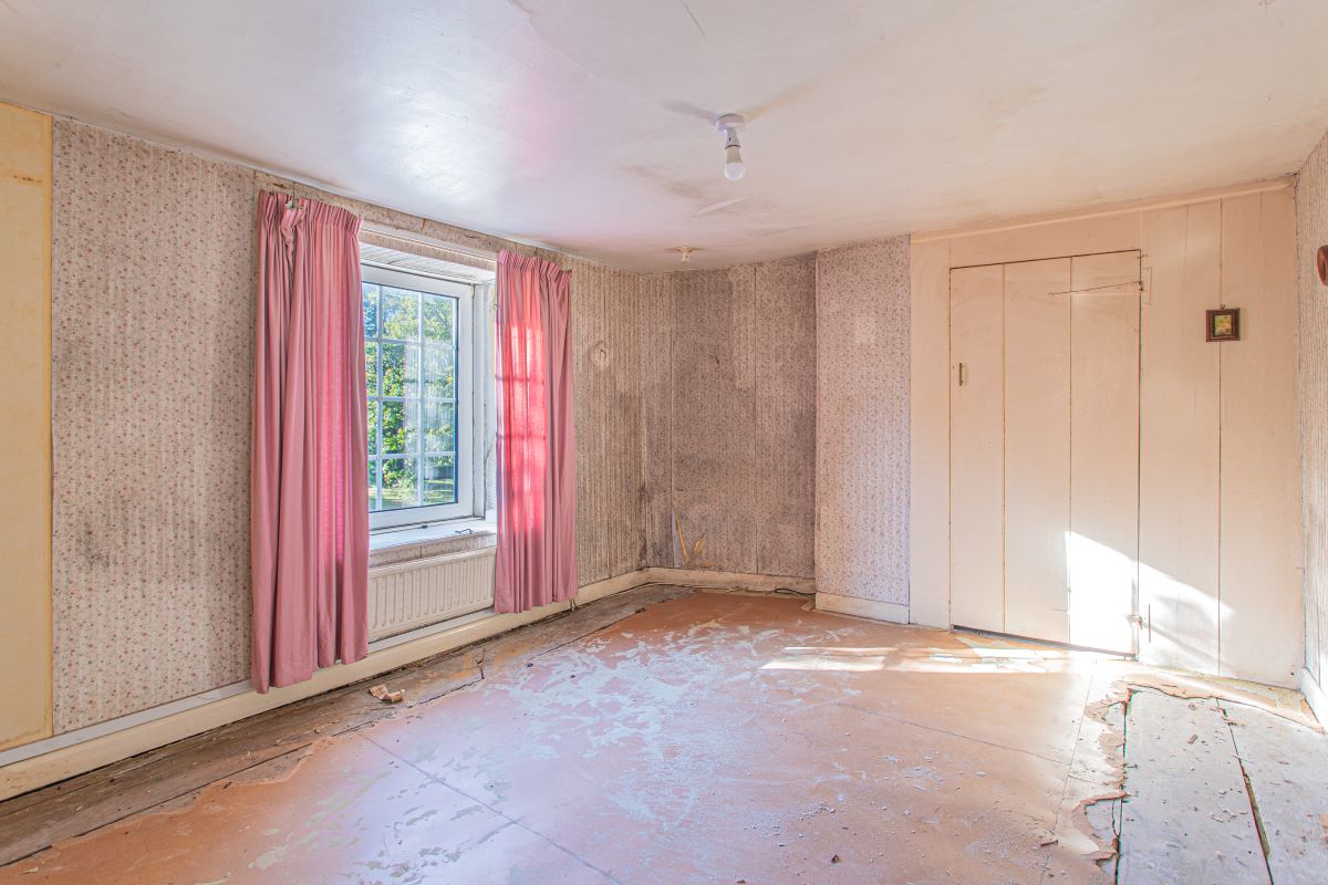 2 bedroom property for sale
