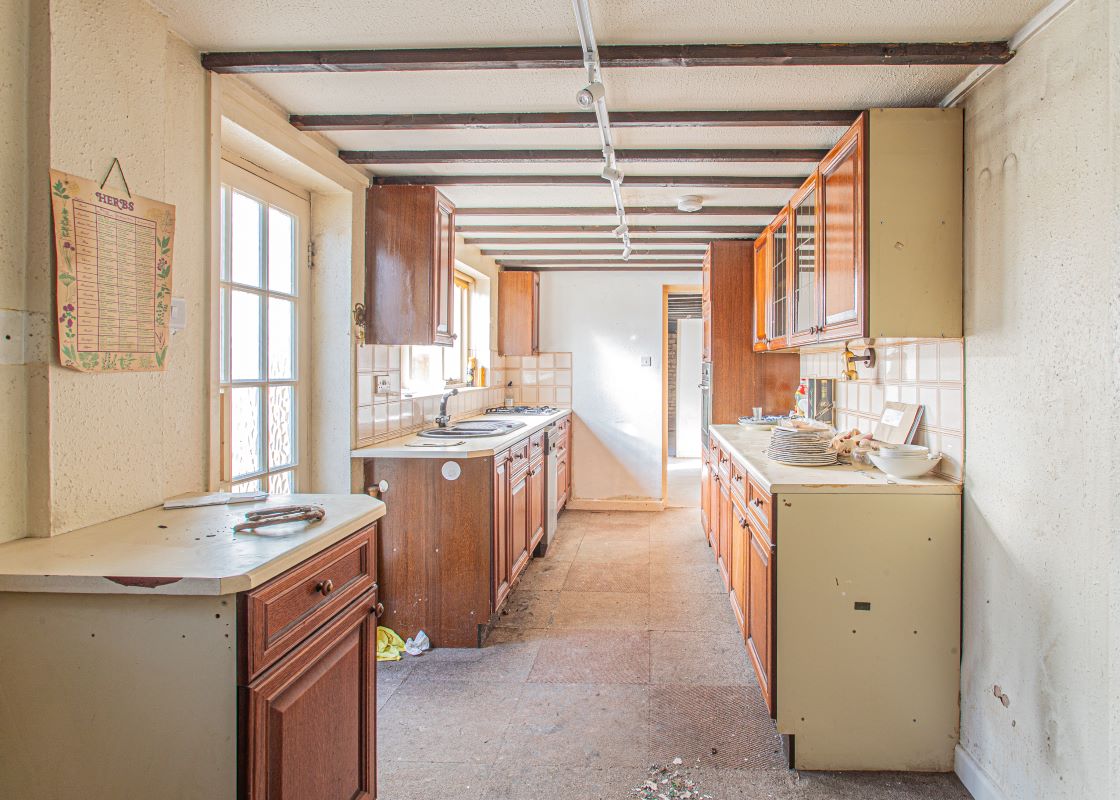 2 bedroom property for sale