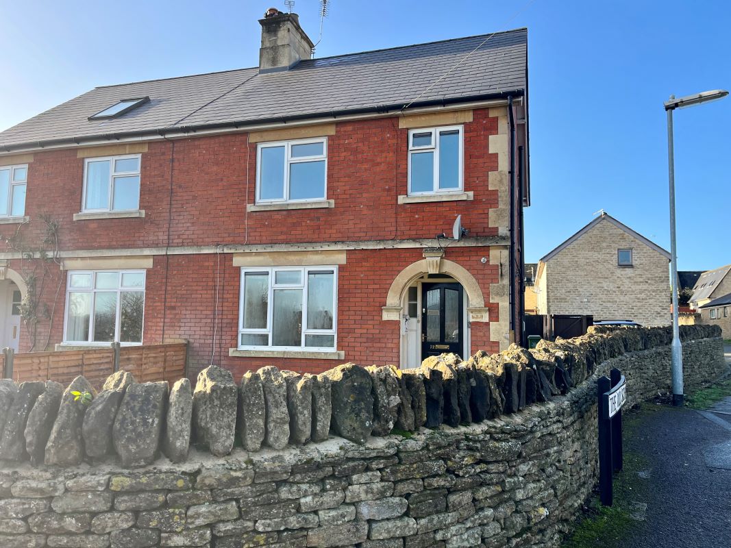 3 bedroom property for sale