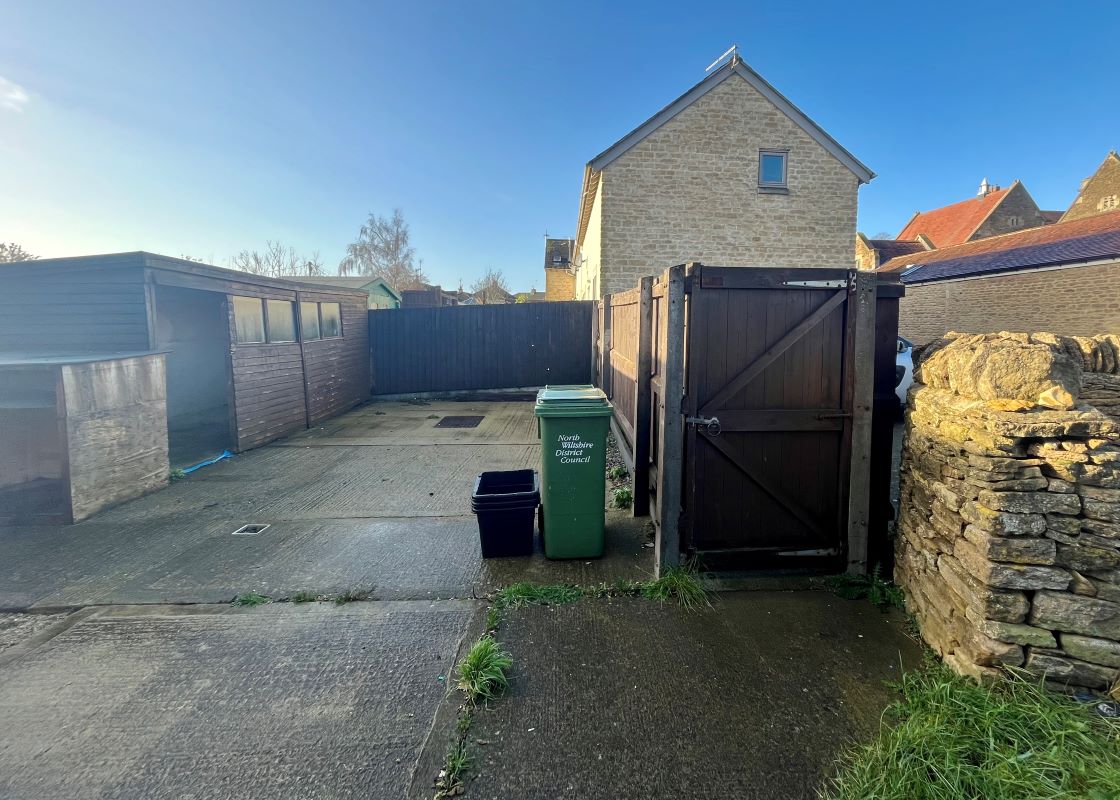 3 bedroom property for sale