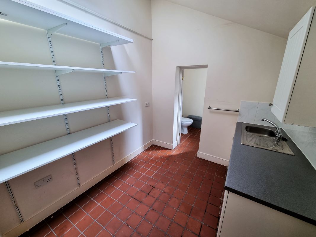 2 bedroom property for sale