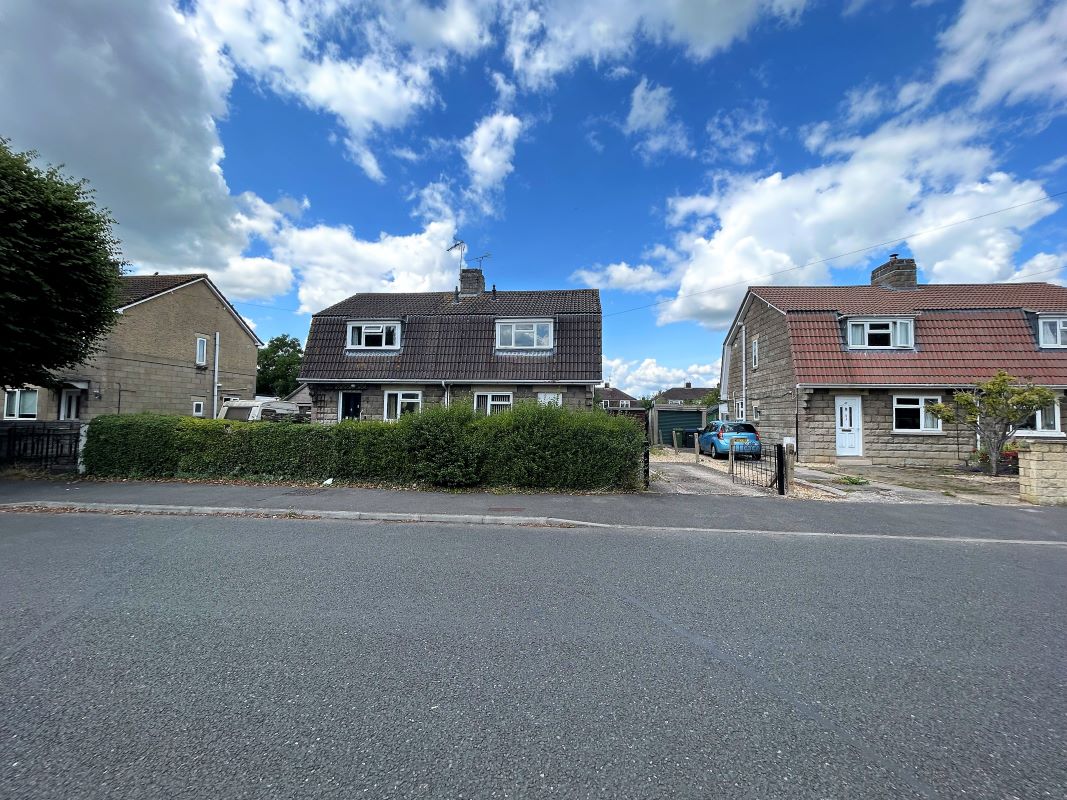 2 bedroom property for sale