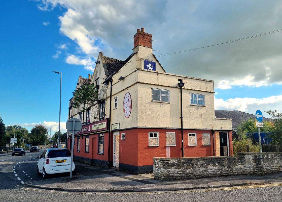 5 bedroom property for sale
