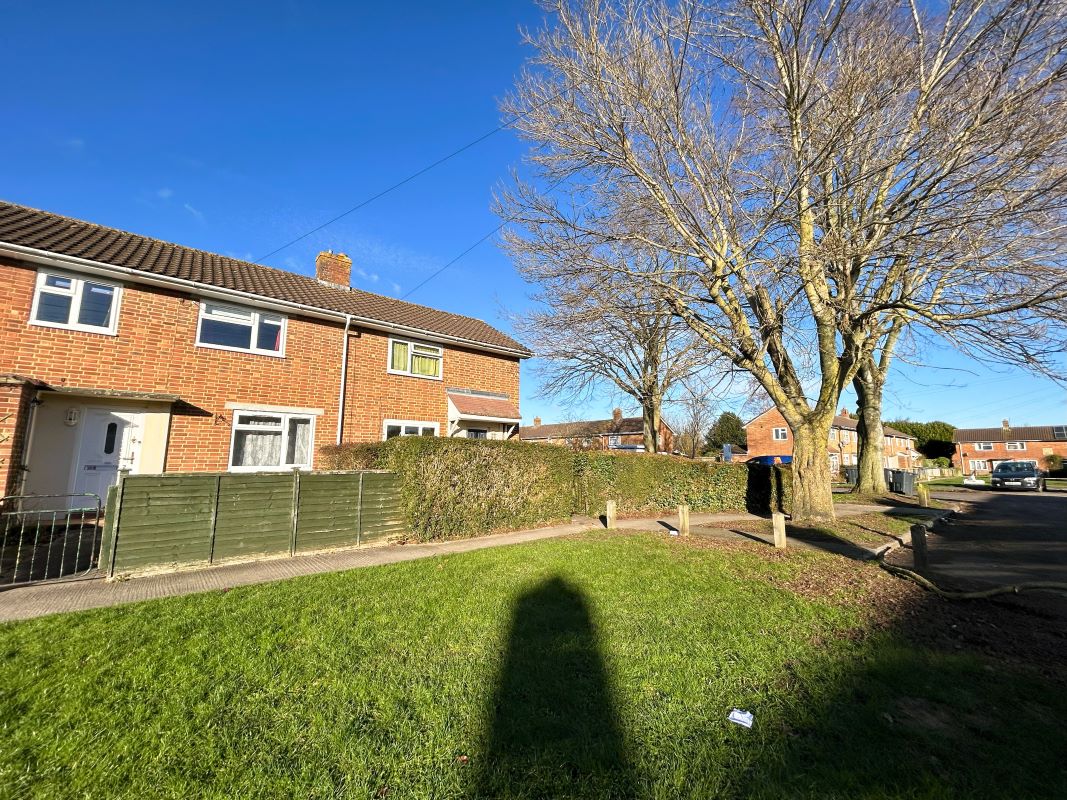 2 bedroom property for sale