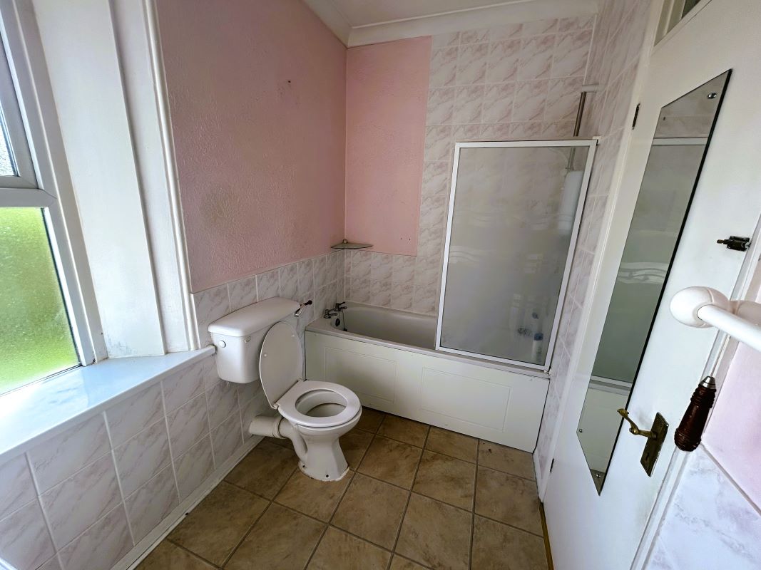 4 bedroom property for sale