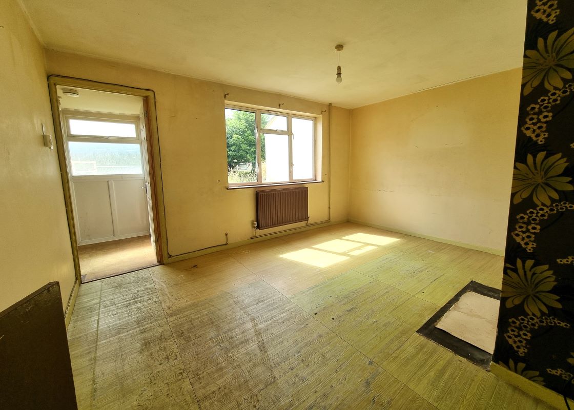 2 bedroom property for sale