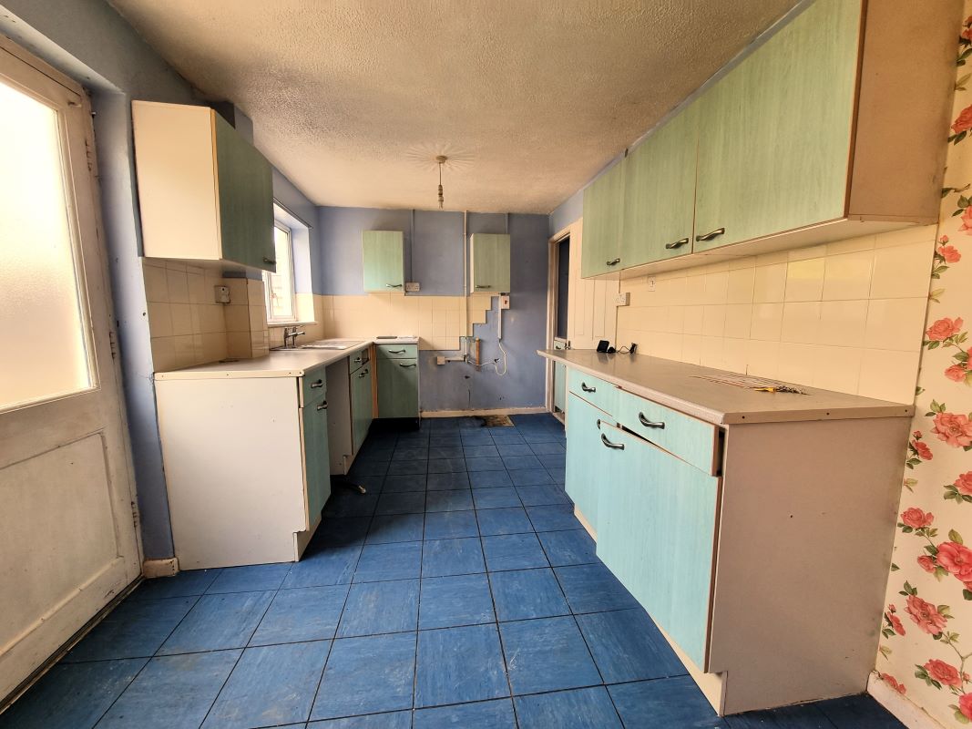 2 bedroom property for sale